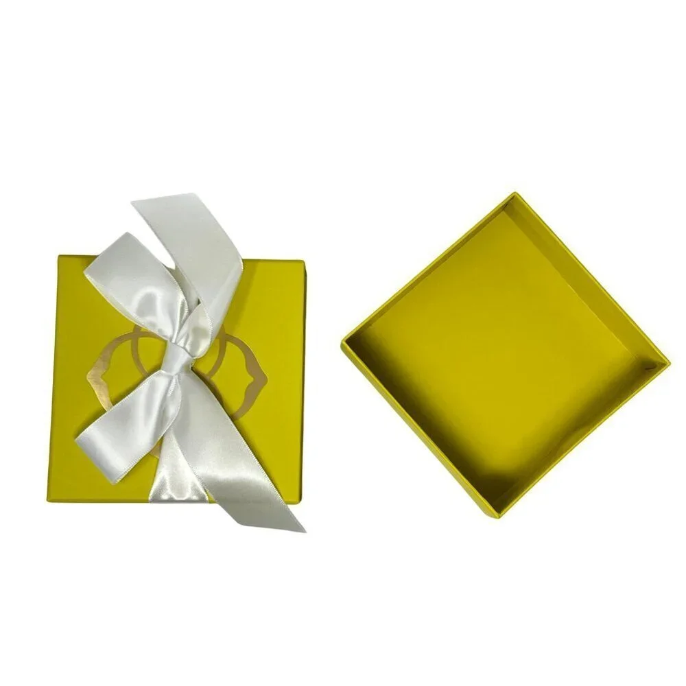Kendra Scott Gift Bag and Box